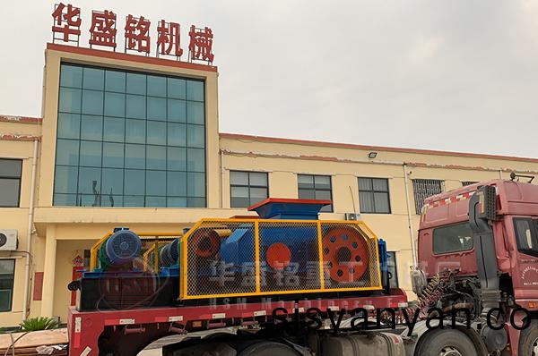 2PG800*600型(xing)對(dui)輥(gun)機髮(fa)徃(wang)四川(chuan)緜陽