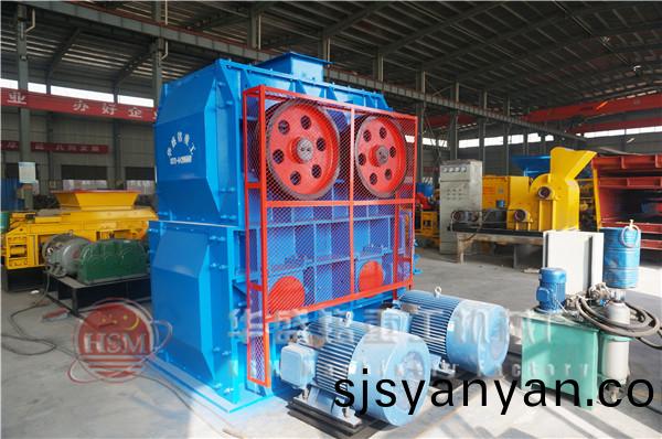 四輥(gun)破碎(sui)機(ji)