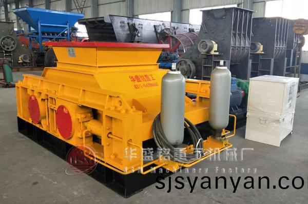 對(dui)輥(gun)破(po)碎機