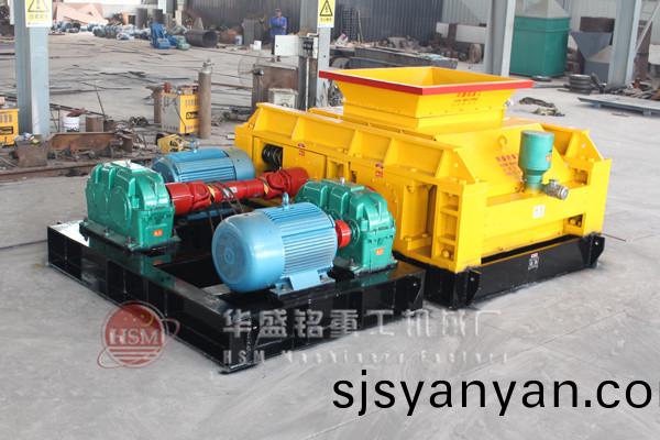 雙(shuang)齒(chi)輥(gun)破(po)碎(sui)機