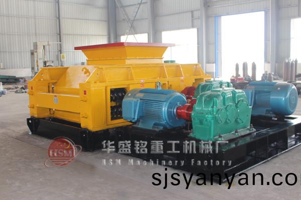 雙(shuang)齒(chi)輥破(po)碎機