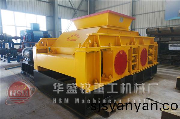 雙(shuang)齒(chi)輥破碎機(ji)視(shi)頻