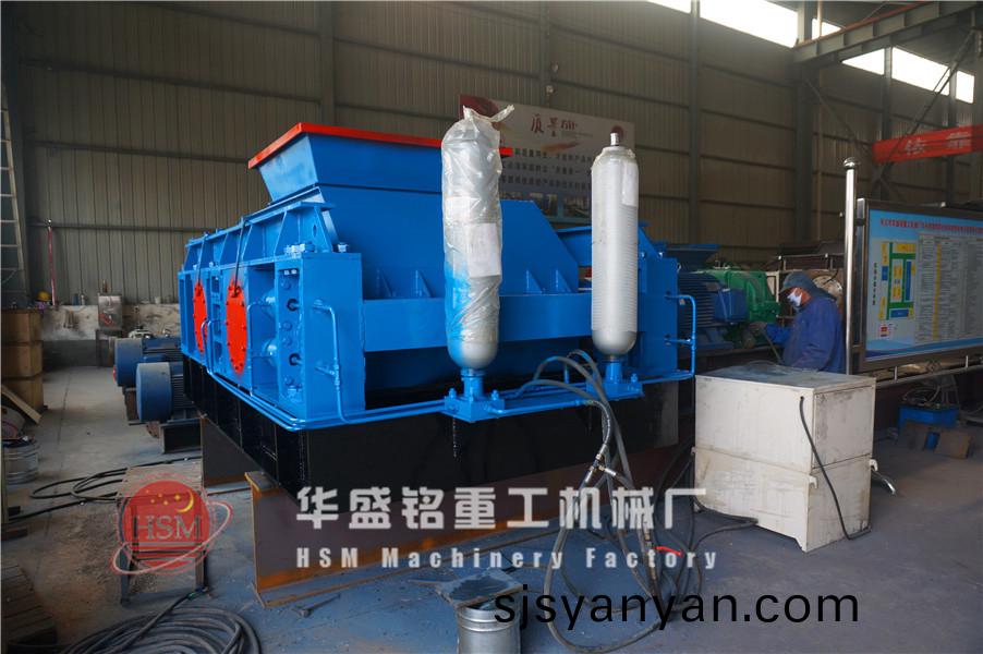 對(dui)輥(gun)破碎(sui)機(ji)