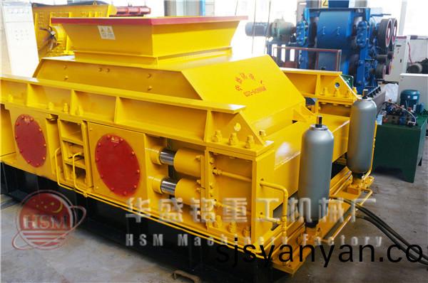 雙(shuang)齒(chi)輥破碎機(ji)圖片(pian)