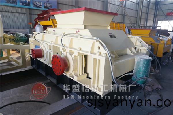 對輥(gun)破(po)碎(sui)機圖片(pian)