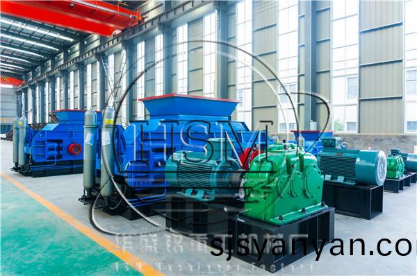 對(dui)輥(gun)破碎機(ji)