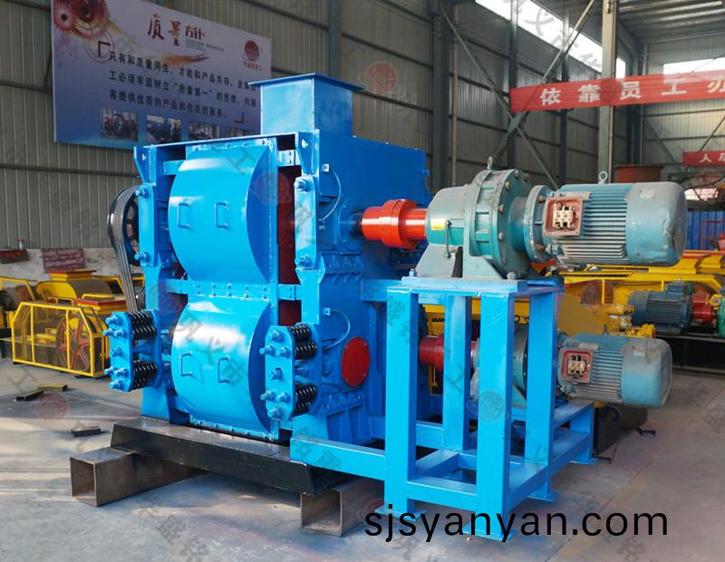 四輥破碎(sui)機(ji)