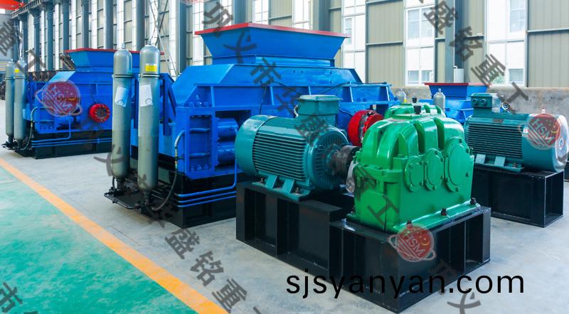 對(dui)輥製(zhi)砂機