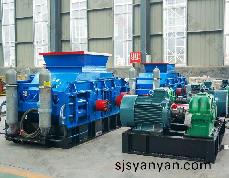 輥(gun)式製(zhi)砂機(ji)