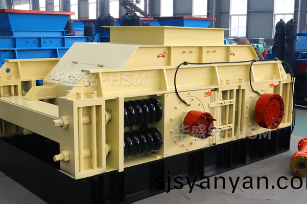 瀝(li)青(qing)路麵(mian)破碎機(ji),瀝青(qing)路(lu)麵(mian)雙(shuang)齒輥式破碎機(ji)價格,銑鑤(bao)料路麵雙齒(chi)輥(gun)破碎機廠傢(jia)