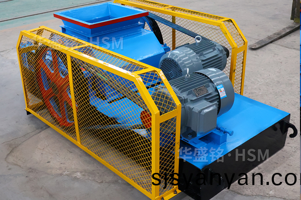 廢舊瀝(li)青再生(sheng)料破(po)碎機價格,瀝青再生料雙(shuang)齒(chi)輥(gun)破(po)碎(sui)機(ji)廠(chang)傢(jia),廢(fei)舊瀝青再生(sheng)料破碎(sui)設備型號(hao)